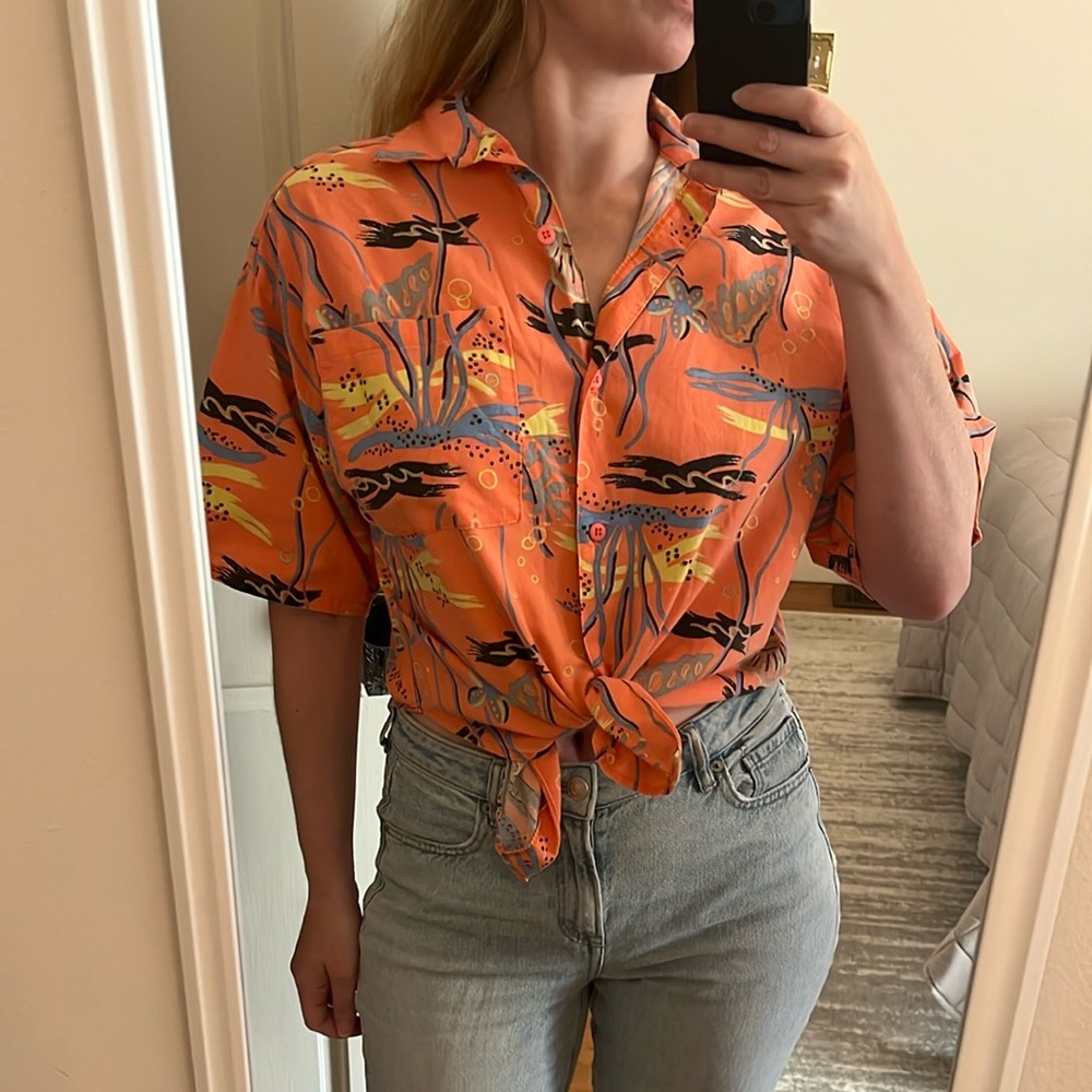 Women's Coral Patterned Beach Shirt